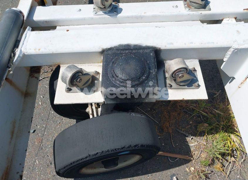 Photo 7 of 1994 Equipment Gse 1215 (VIN 00000000000000534)