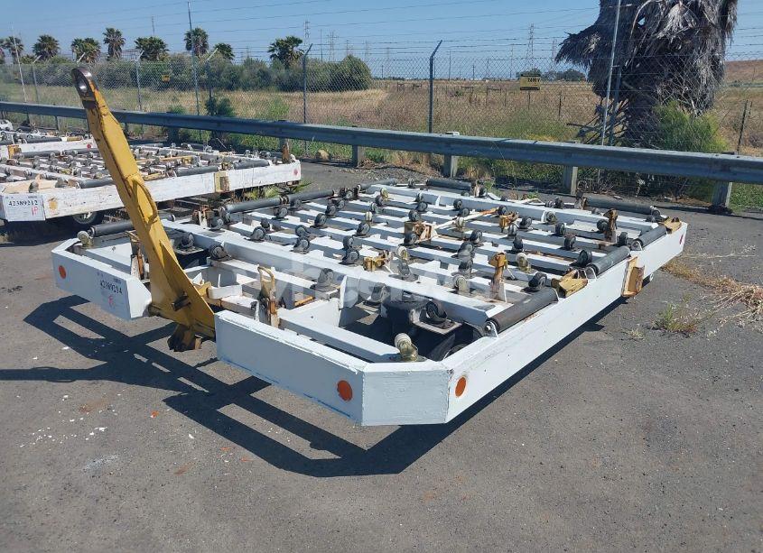 Photo 2 of 1992 Equipment Gse 1213-Z (VIN 00000000000074606)