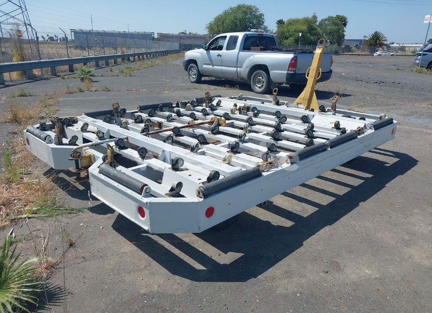 Photo 4 of 1992 Equipment Gse 1213-Z (VIN 00000000000074606)