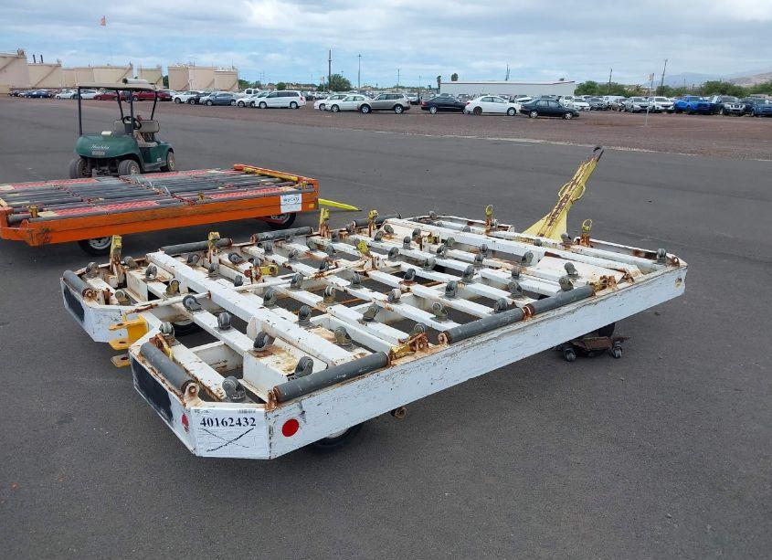 Photo 4 of 1980 2-g Gse LFC-1212 (VIN 00000000000077875)