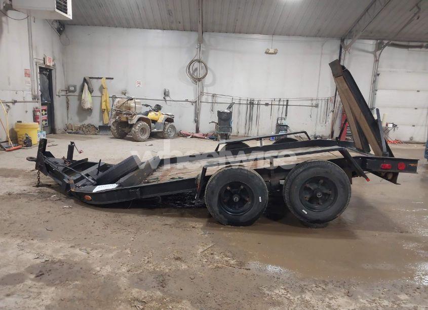 Photo 13 of 1976 Utility 14' FLATBED LOW DECK (VIN 00000000000176DUW)