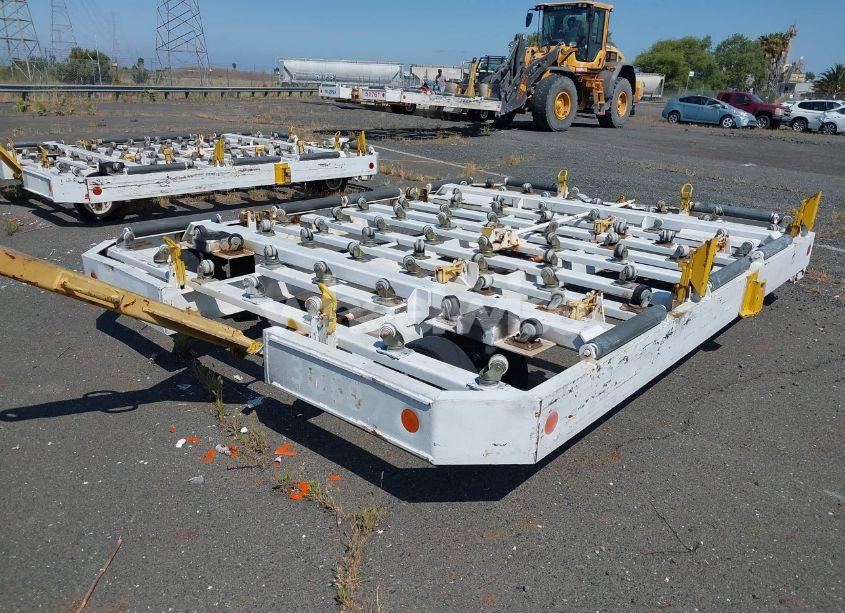 Photo 2 of 1994 Equipment Gse 1215 (VIN 00000000000214596)