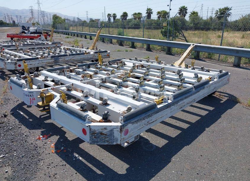 Photo 4 of 1994 Equipment Gse 1215 (VIN 00000000000214596)