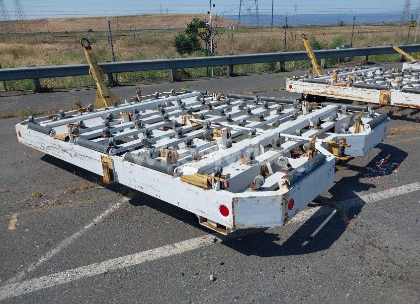 Photo 3 of 1994 Equipment Gse1215 (VIN 00000000000214603)