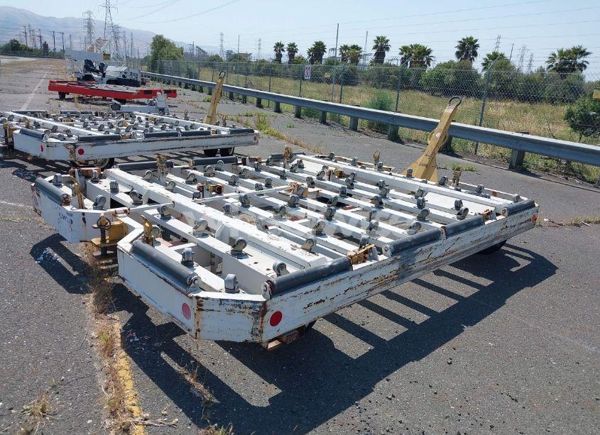 Photo 4 of 1994 Equipment Gse 1215 (VIN 00000000000T28236)