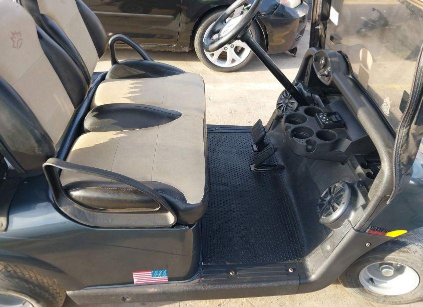 Photo 5 of 2015 Ez Go RXV (VIN 00000000005378447)