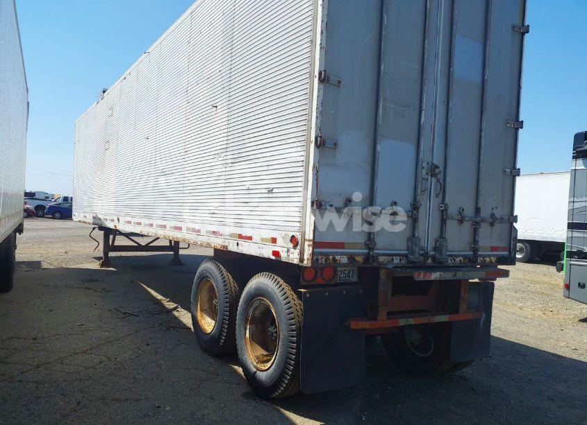 Photo 3 of 1985 Fruehauf Semi-trailer N/A (VIN 00000000MEK824419)