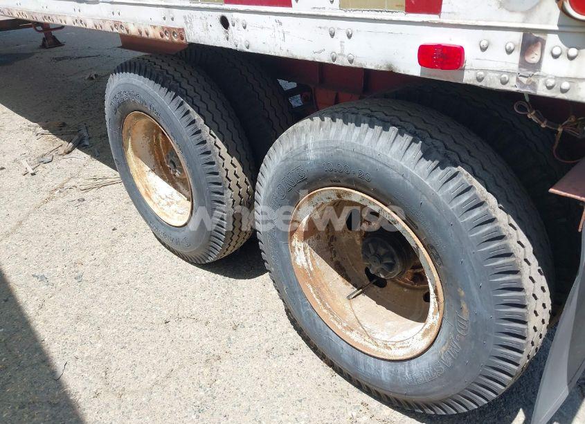 Photo 8 of 1985 Fruehauf Semi-trailer N/A (VIN 00000000MEK824419)