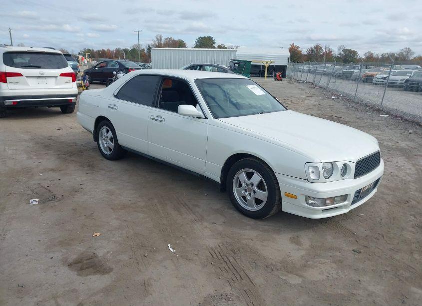 1998 Nissan Cedric - Photo 1