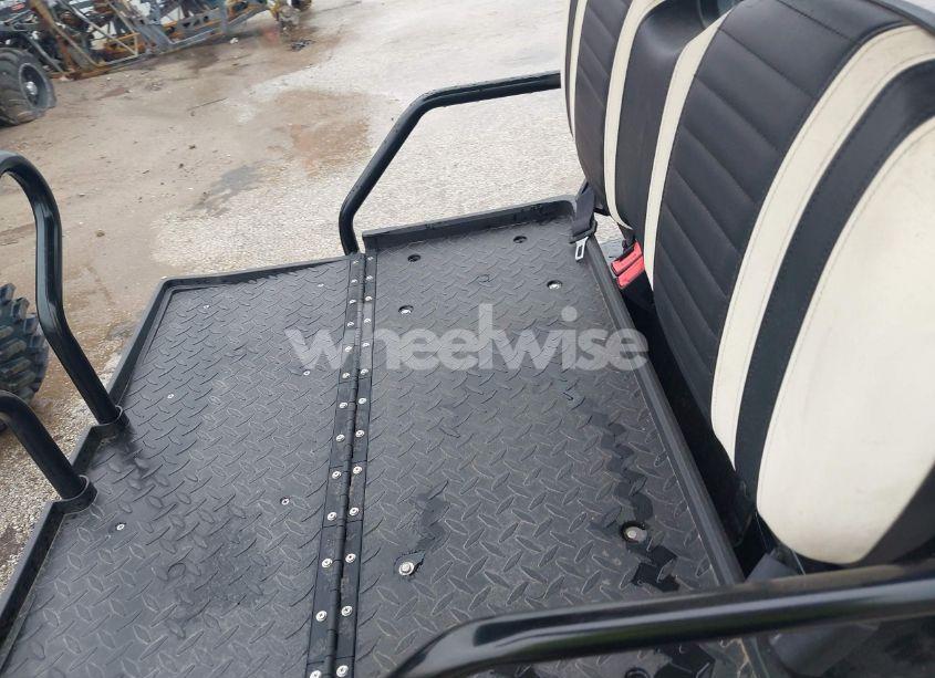 Photo 8 of 2023 Golf Cart ICON I 40 (VIN 0000000LTA0165863)