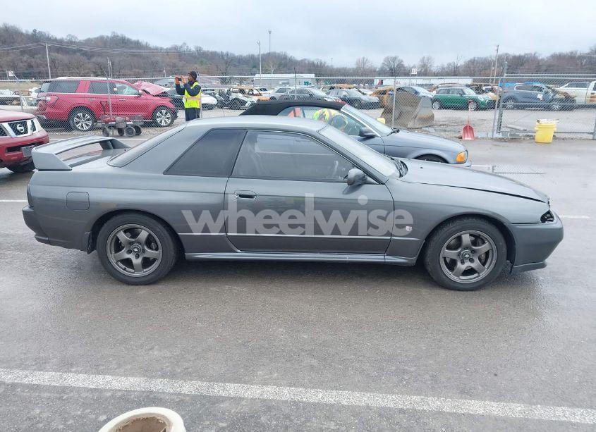 Photo 13 of 1992 Nissan Gt-r (VIN 000000BNR32216303)