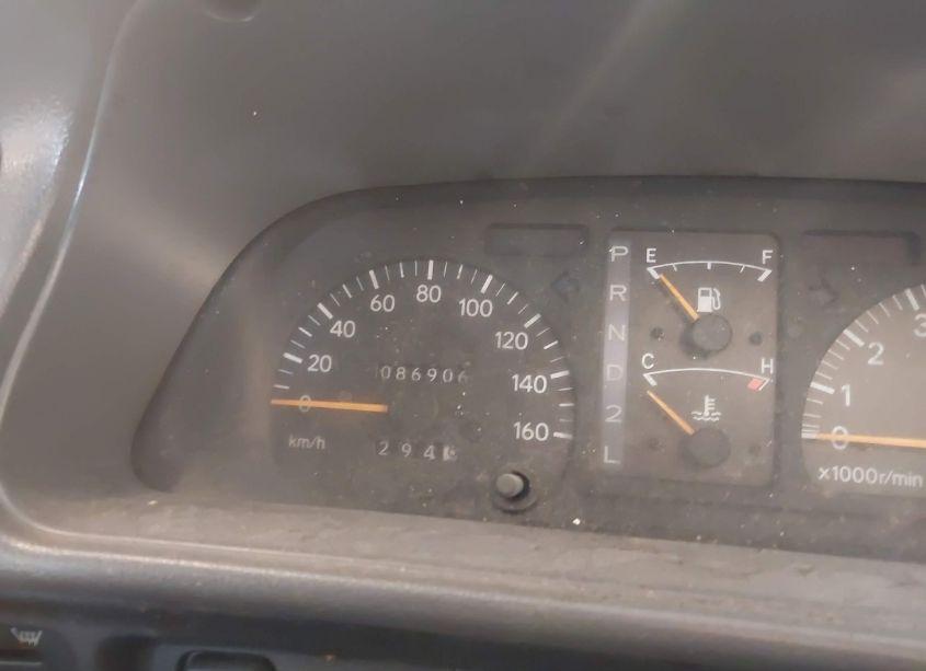 Photo 7 of 1994 Toyota Van (VIN 000000YR210145358)