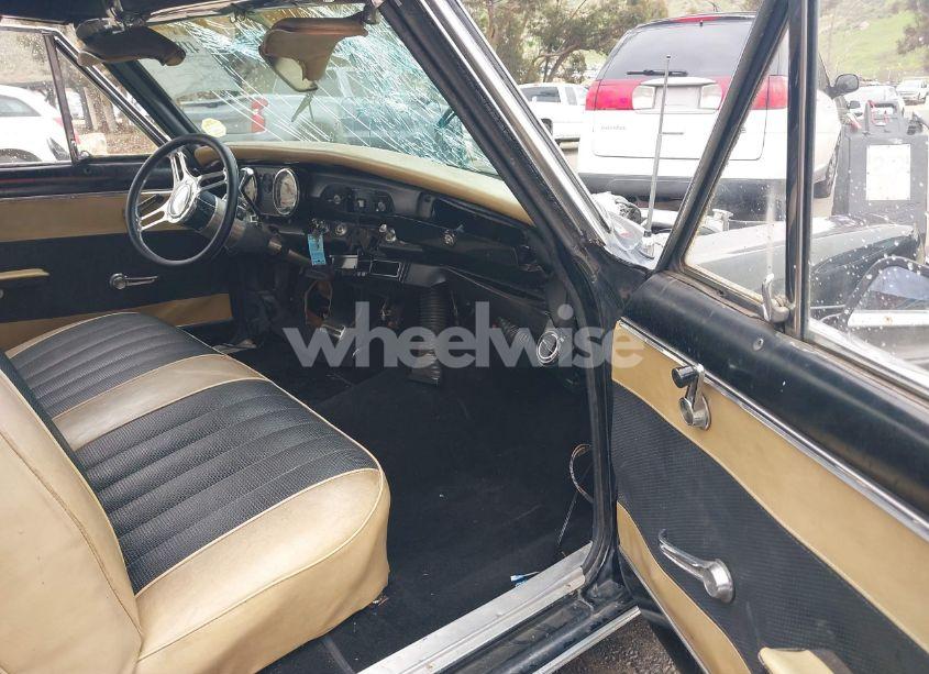 Photo 5 of 1962 Chevrolet Nova (VIN 0000020467W103700)