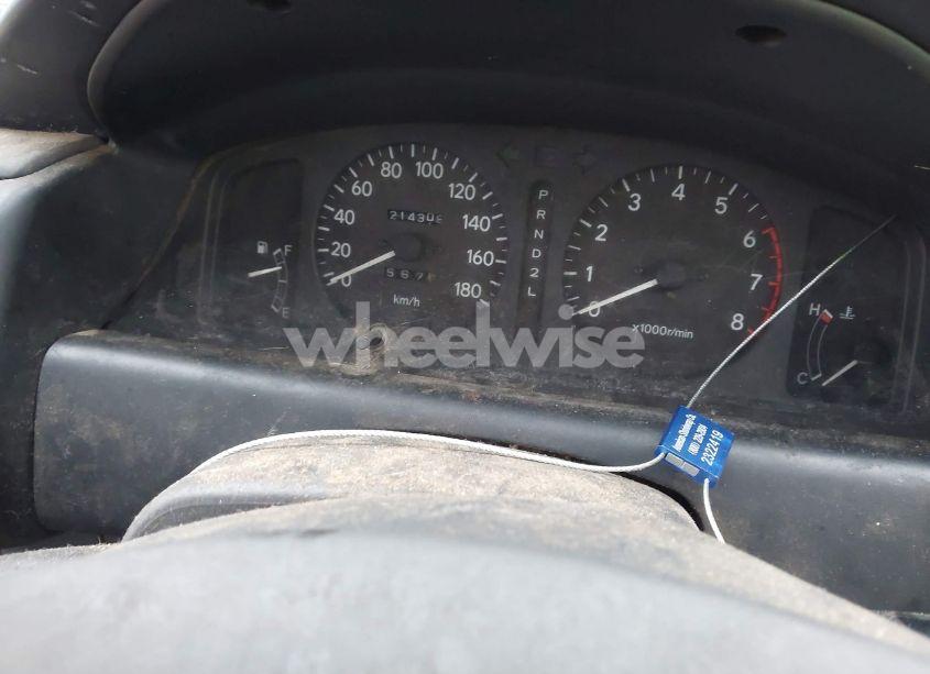 Photo 7 of 1996 Toyota Corolla (U.S.) (VIN 00000AE1100077088)