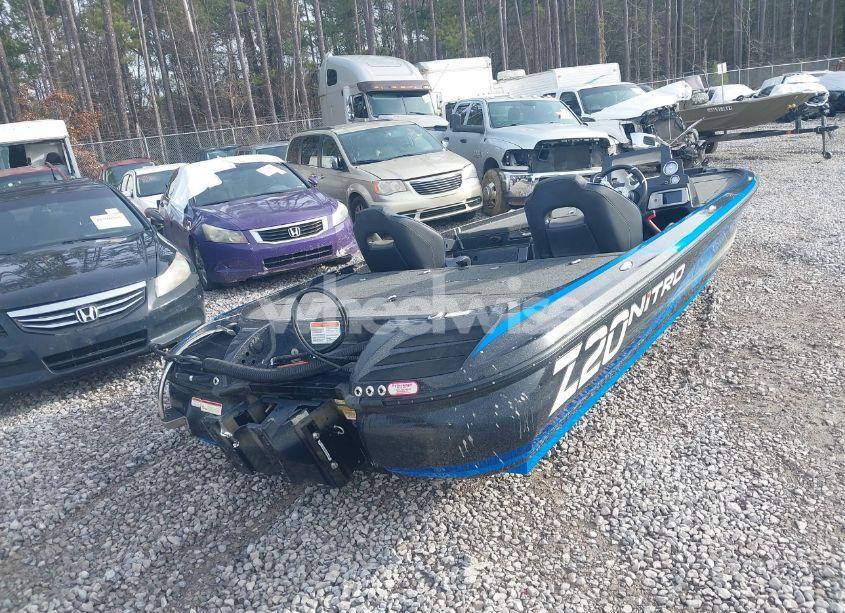 Photo 3 of 2023 Nitro Bassboat (VIN 00000BUJ92004E223)