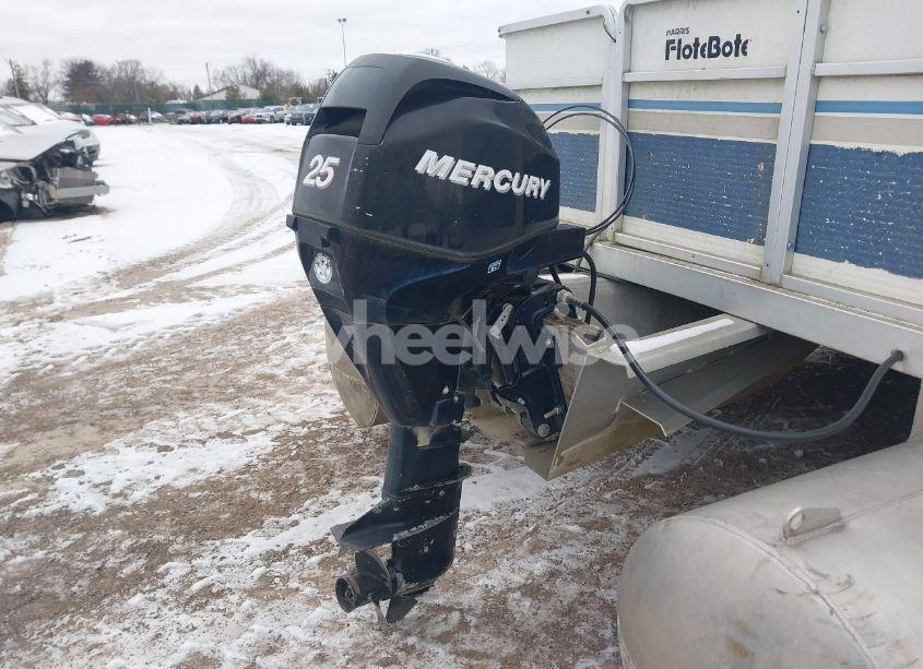 1986 Harriskayo Flotebote