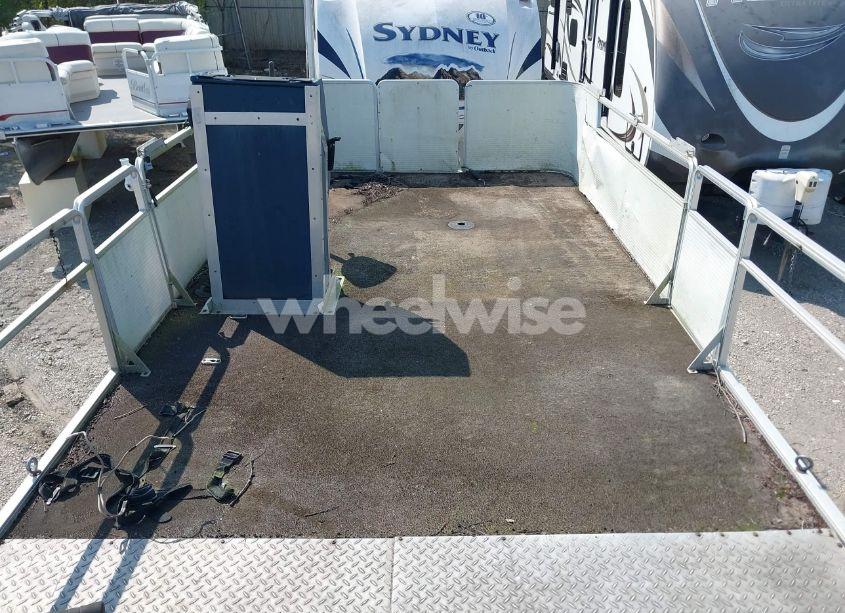 1986 Harriskayo Flotebote