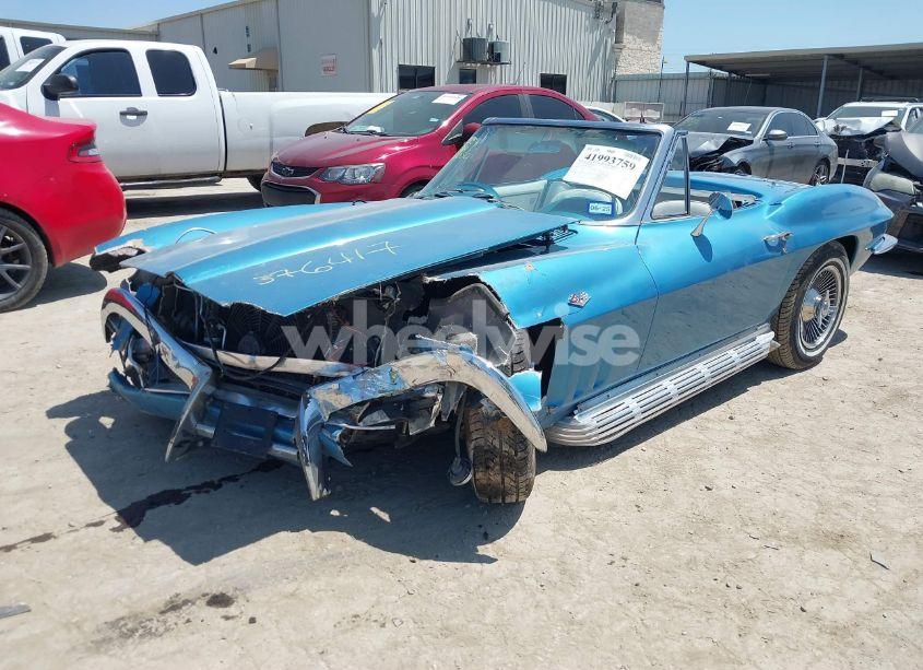 Photo 2 of 1965 Chevrolet Corvette (VIN 0000194675S105050)