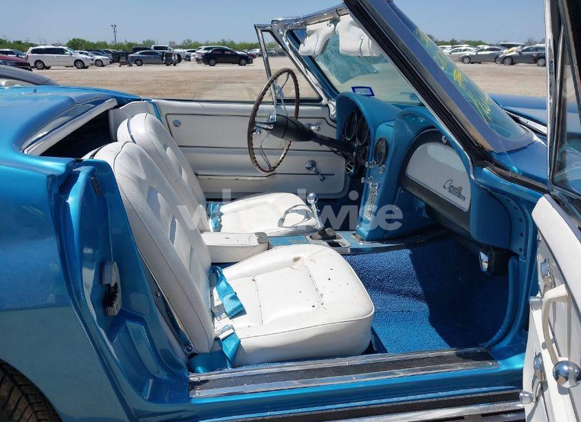 Photo 5 of 1965 Chevrolet Corvette (VIN 0000194675S105050)