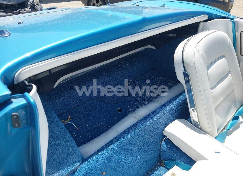 Photo 8 of 1965 Chevrolet Corvette (VIN 0000194675S105050)