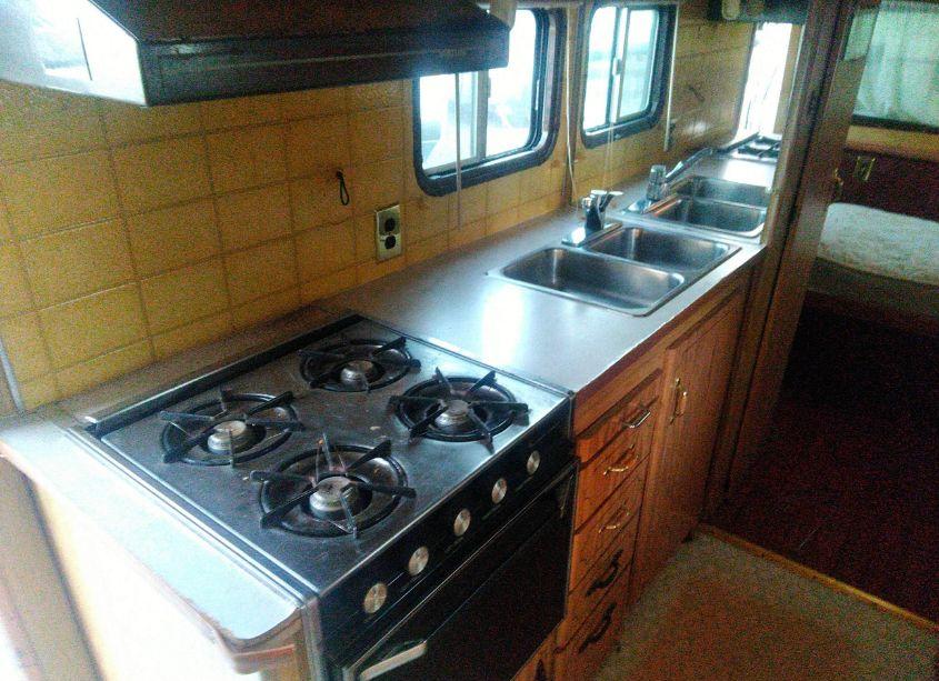 Photo 7 of 1979 Holiday Rambler PRESIDENTIAL SERIES (VIN 00S79110332520545)