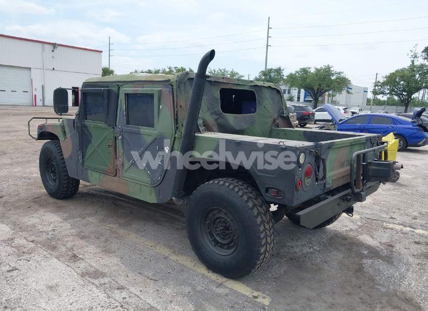 Photo 3 of 1987 American General H1 (VIN 035621)