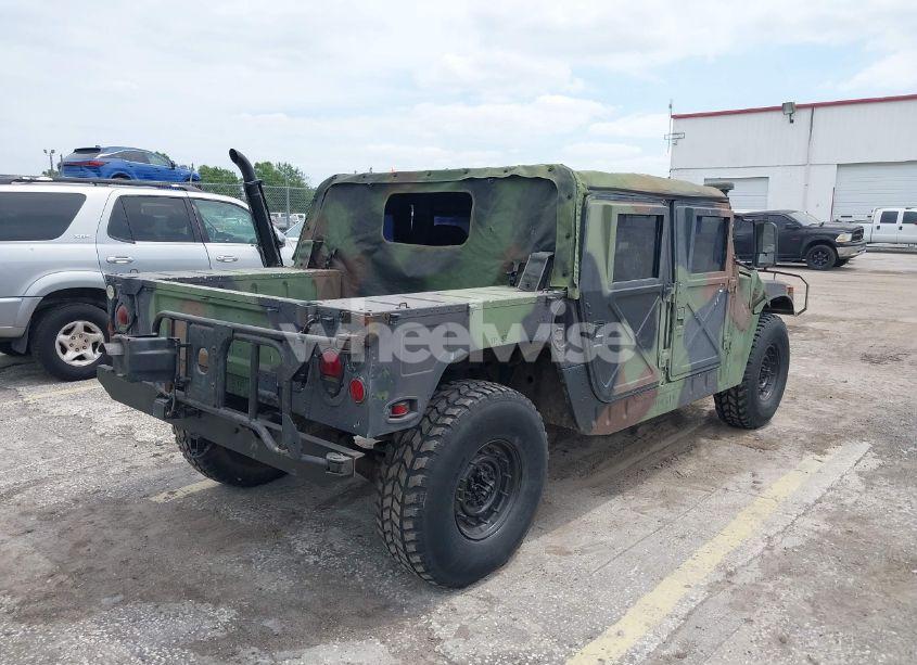 Photo 4 of 1987 American General H1 (VIN 035621)