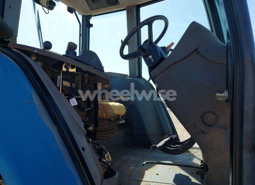 Photo 5 of 1990 New Holland 8360 (VIN 044765B-8360AT)