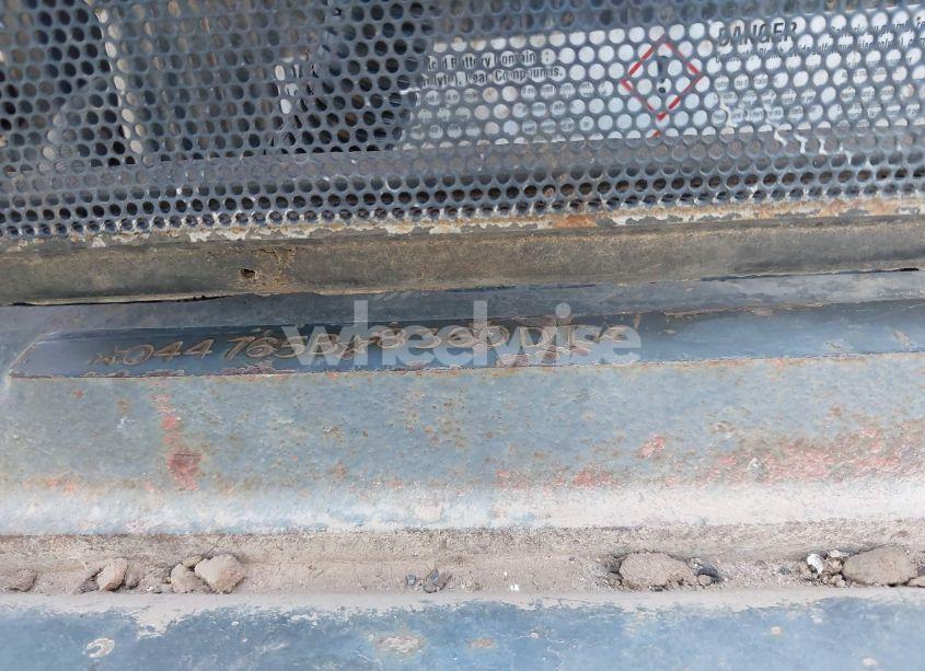 Photo 9 of 1990 New Holland 8360 (VIN 044765B-8360AT)