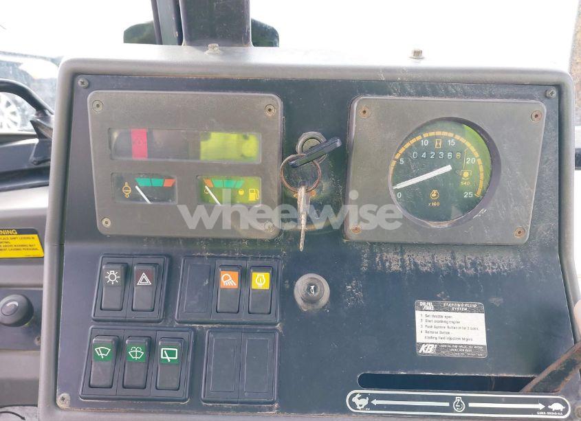 Photo 7 of 1996 Ford 555d BACKHOE (VIN 0AB39836555D18048)