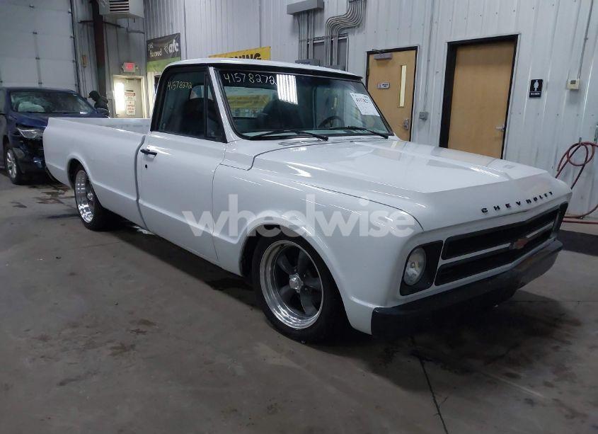 1967 Chevrolet C10 (VIN 0CS147J116692) main photo
