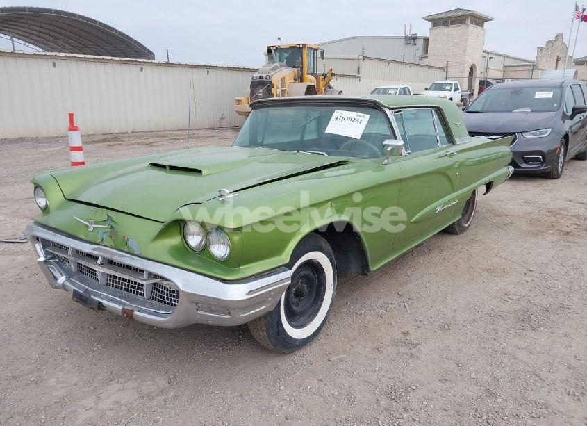 Photo 2 of 1960 Ford Thunderbird (VIN 0Y71Y166846)