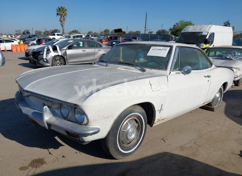 Photo 2 of 1967 Chevrolet Corvair (VIN 105377W108905)