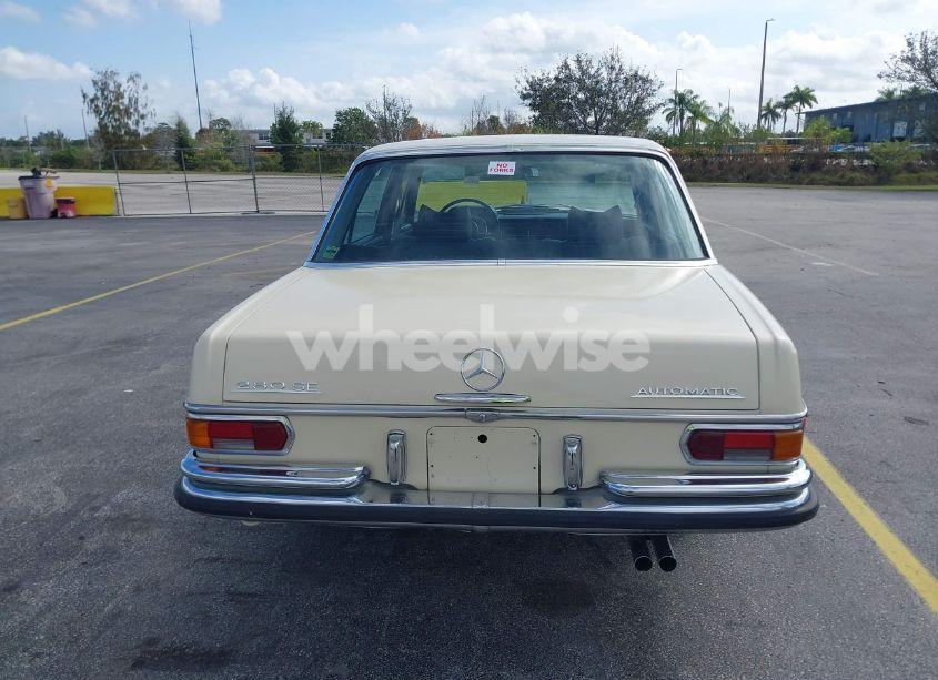 Photo 16 of 1971 Mercedes 280se (VIN 10801812076072)