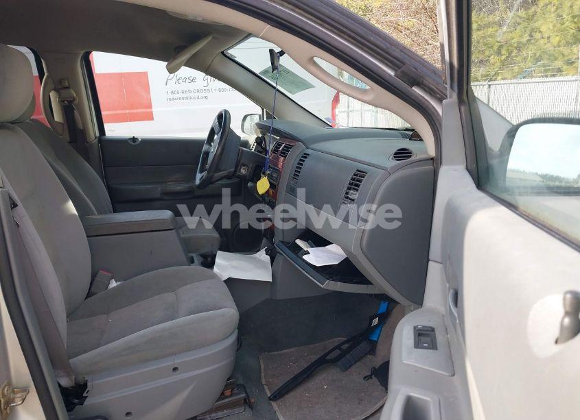 Photo 5 of 2006 Dodge Durango (VIN 108HB4976F112774)