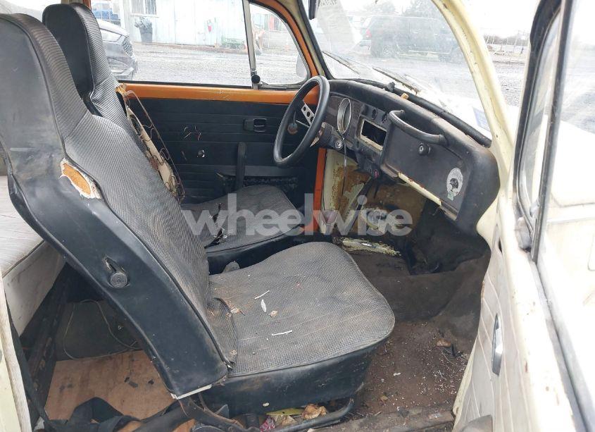 Photo 5 of 1970 Volkswagen Beetle (VIN 1102232211)