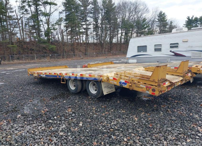 Photo 3 of 2016 Eager Beaver UNKNOWN (VIN 112HVP331GL080570)