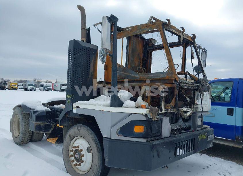 Photo 2 of 2019 Kalmar Ottawa T2 (VIN 11VJ813A0KA000610)