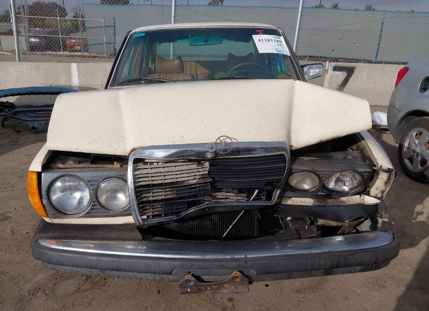 Photo 12 of 1977 Mercedes-benz 240d N/A (VIN 12312312018048)