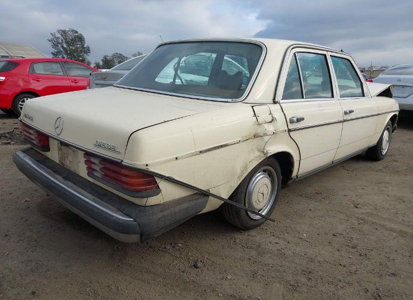 Photo 4 of 1977 Mercedes-benz 240d N/A (VIN 12312312018048)