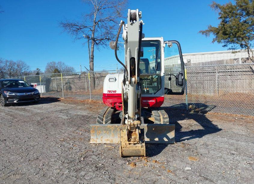 Photo 6 of 2017 Takeuchi Tb240 EXCAVATOR (VIN 124002857)