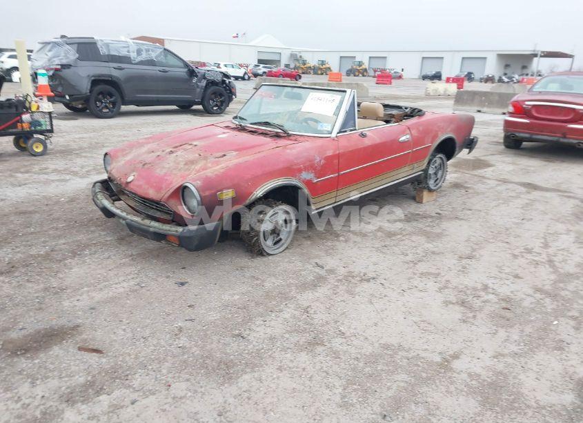 Photo 2 of 1980 Fiat 124 SPIDER (VIN 124CS000174020)