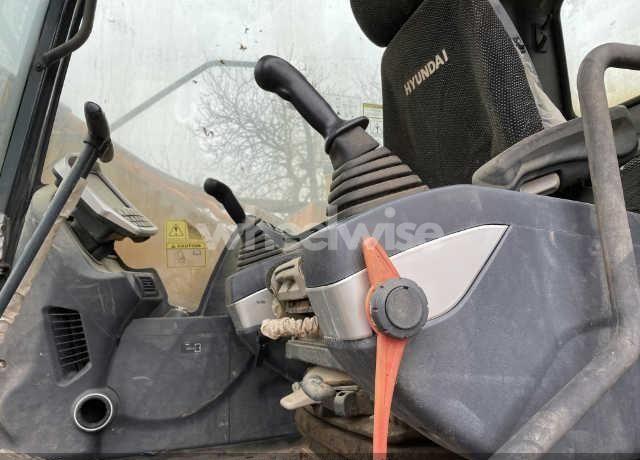 Photo 5 of 2018 Hyundai Hx160l (VIN 13752C)