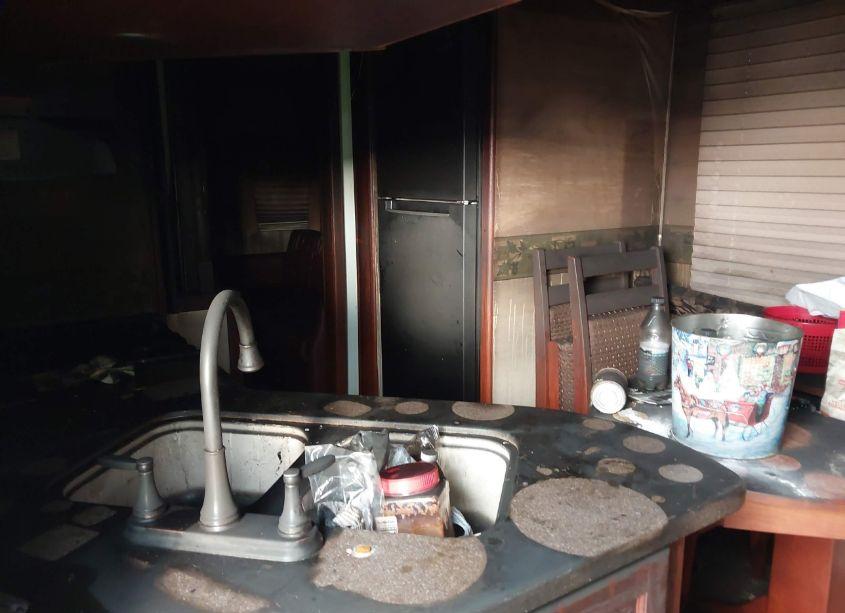 Photo 7 of 2007 Carriage Other N/A (VIN 16F62E5R771A07771)