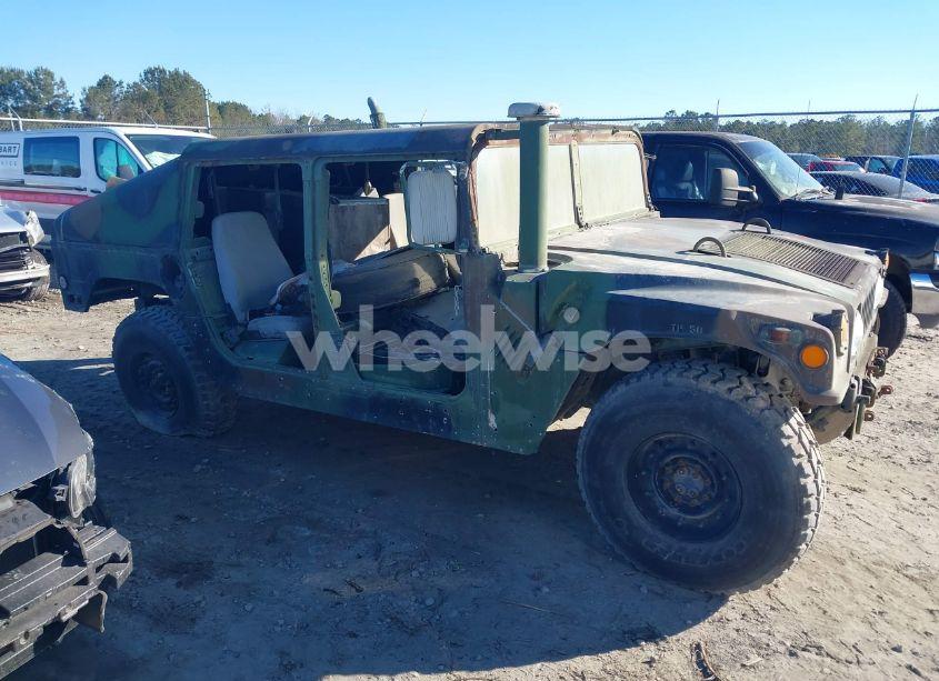 Photo 12 of 2000 American General H1 (VIN 185723)