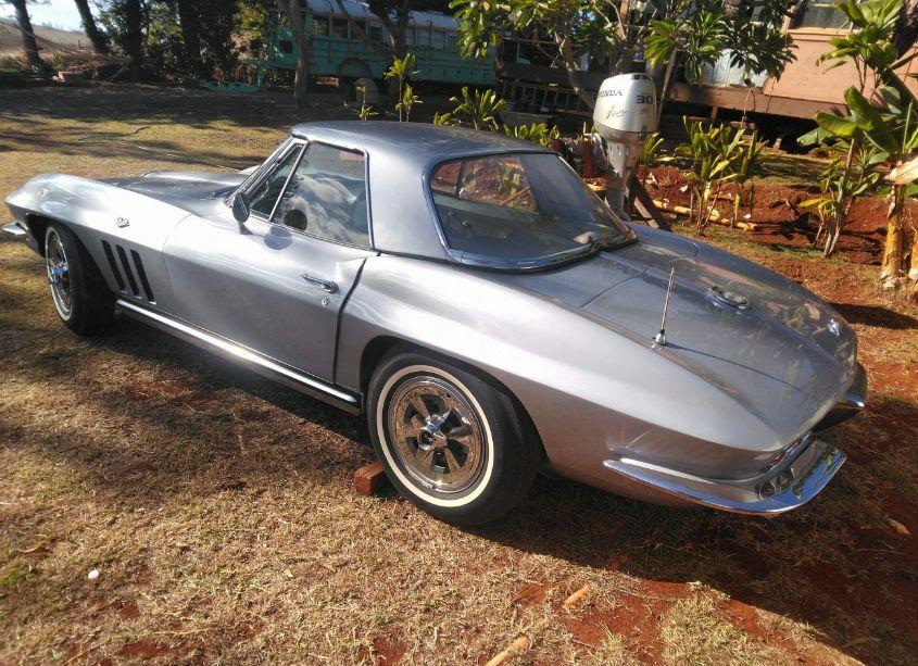 Photo 3 of 1965 Chevrolet Corvette (VIN 194675S114632)