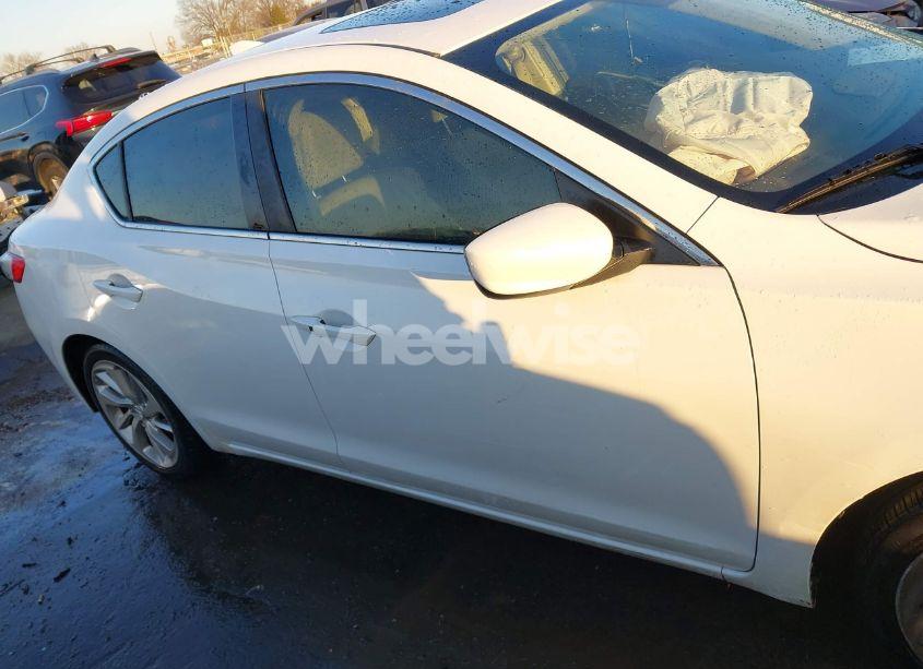 Photo 14 of 2016 Acura Ilx PREMIUM PACKAGE/TECHNOLOGY PLUS PACKAGE (VIN 19UDE2F70GA012609)