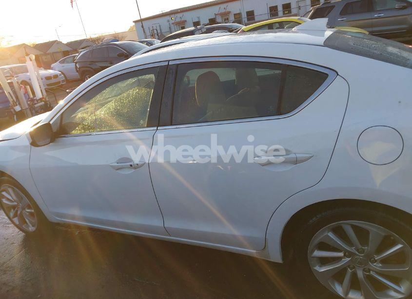 Photo 15 of 2016 Acura Ilx PREMIUM PACKAGE/TECHNOLOGY PLUS PACKAGE (VIN 19UDE2F70GA012609)