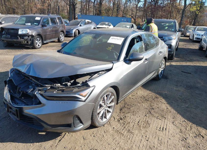 Photo 2 of 2024 Acura Integra (VIN 19UDE4H23RA004813)