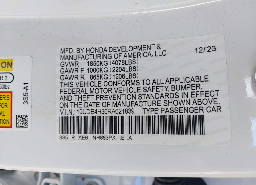 Photo 9 of 2024 Acura Integra A-SPEC (VIN 19UDE4H36RA021839)